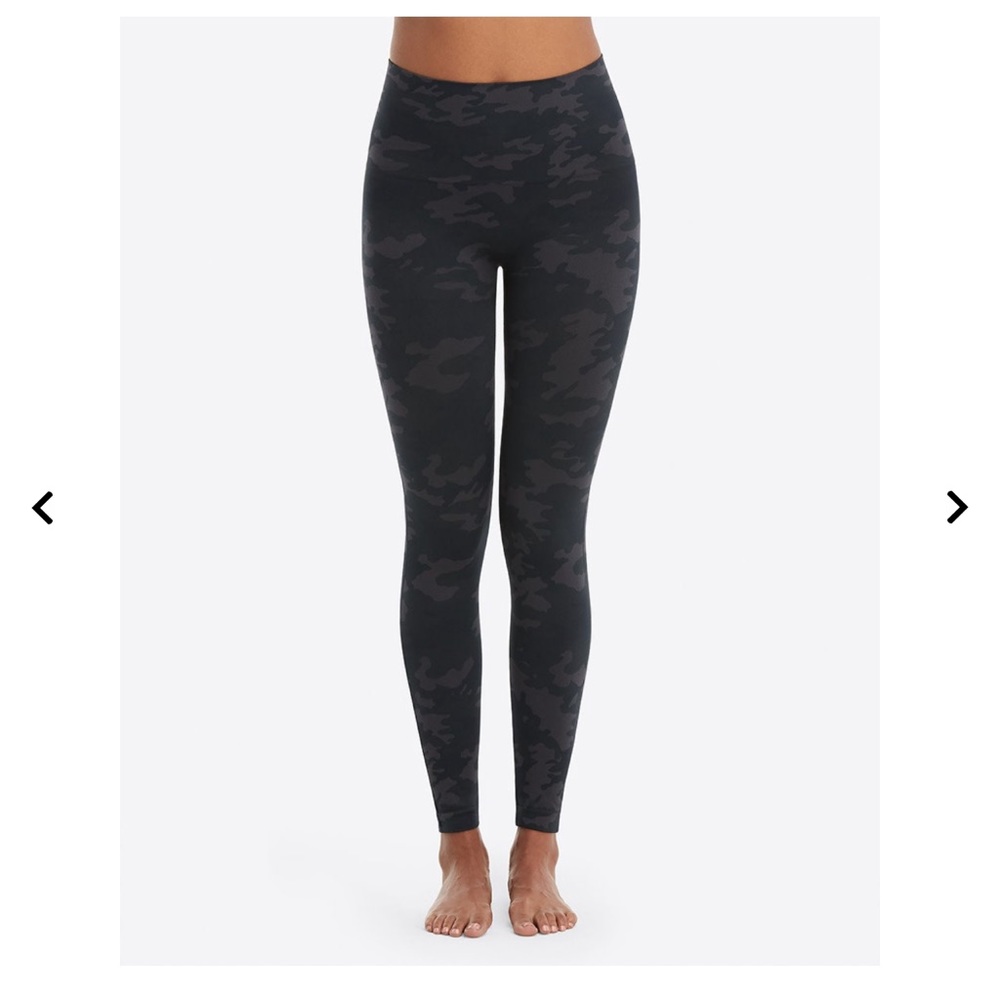 NWT Spanx Leggings - Black Camo